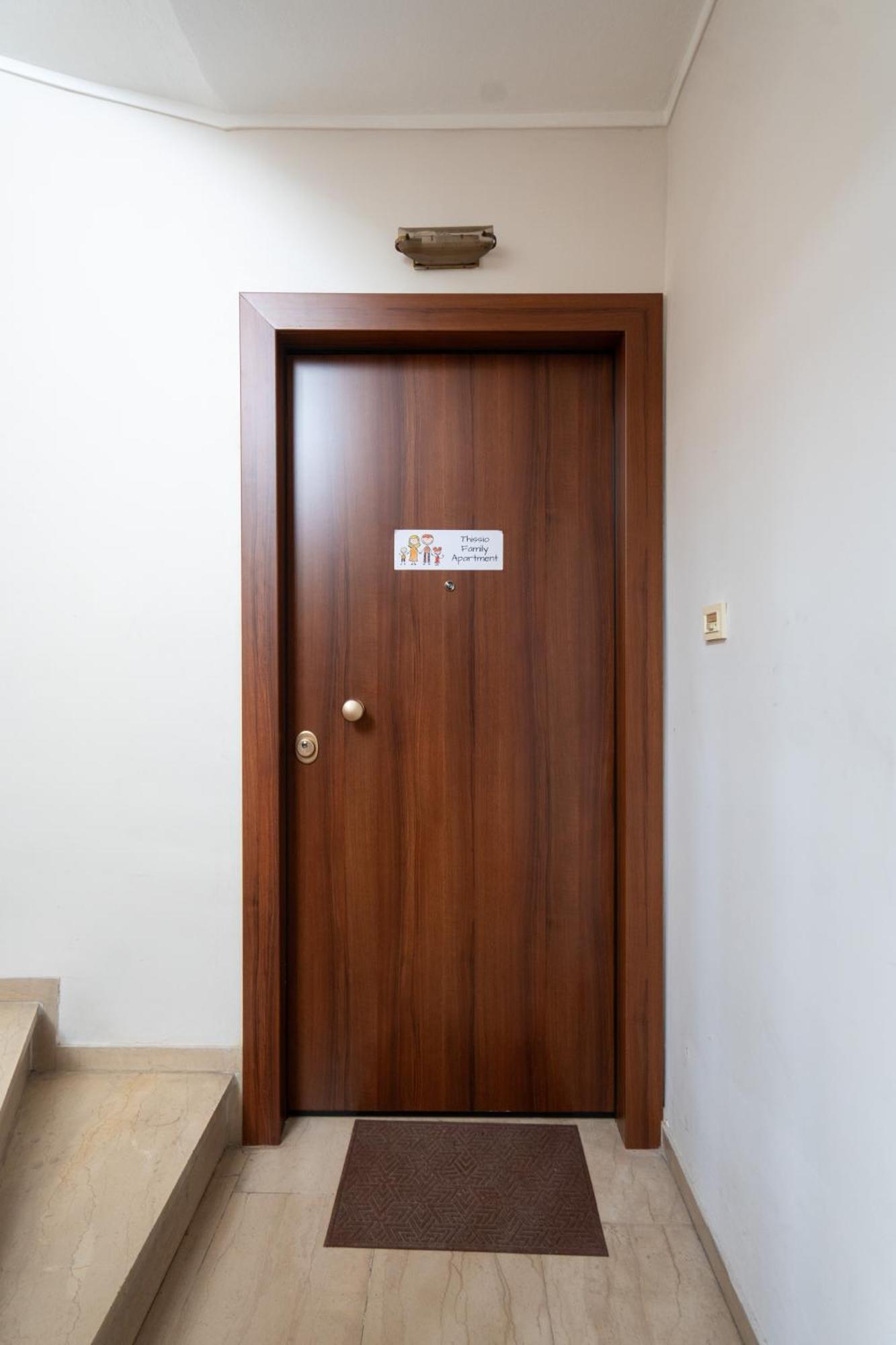 Thissio Family Apartment Афины Экстерьер фото