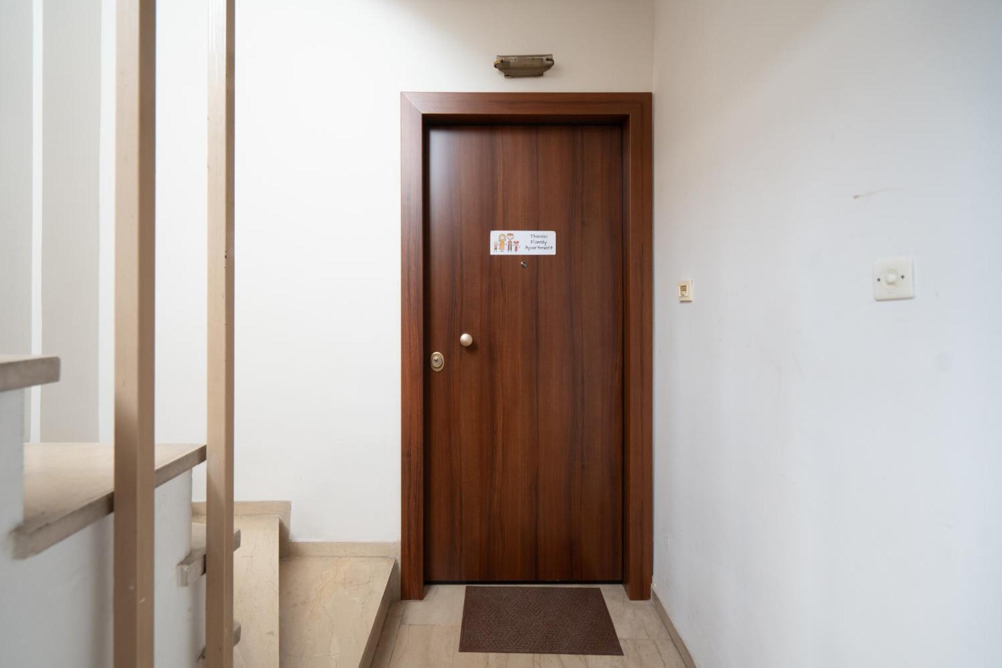 Thissio Family Apartment Афины Экстерьер фото